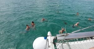 paseo en catamaran con chill out cabo verde-7