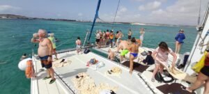paseo en catamaran con chill out cabo verde-9