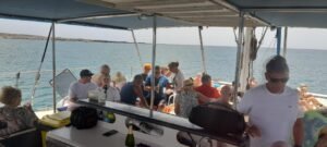 paseo en catamaran con chill out cabo verde11