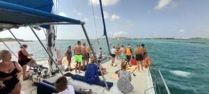 paseo en catamaran con chill out cabo verde12
